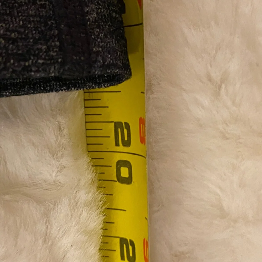 50%offw❤️ Lululemon Capri Leggings-Size 2 119
